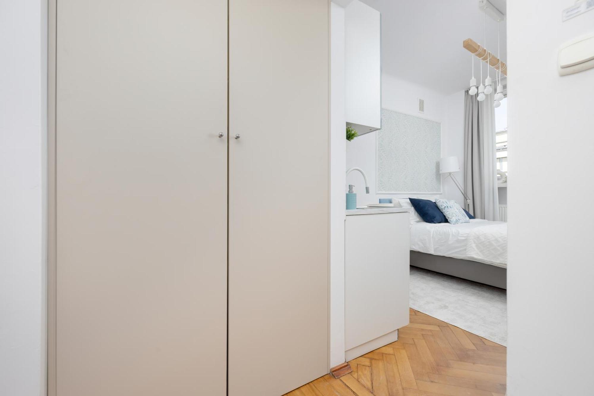 J&W Apartments Studio Solidarnosci Warszawa Eksteriør billede